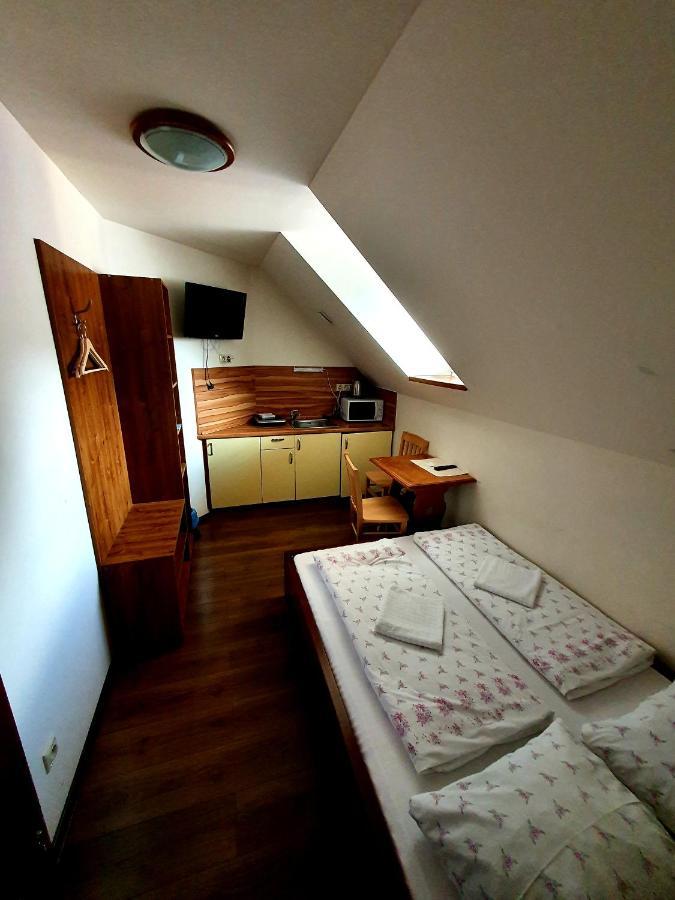 Relax Penzion U Adama Dolna Tizina Room photo
